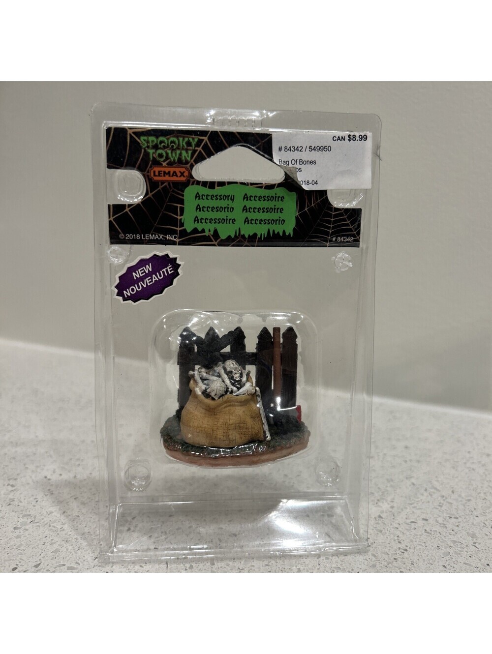 RETIRED   NEW   -Lemax 84342 BAG OF BONES Spooky Town Accessories Halloween